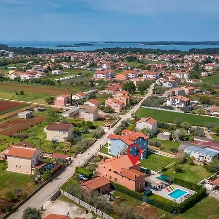 Dory With Private Pool And Garden Tatil Evi *