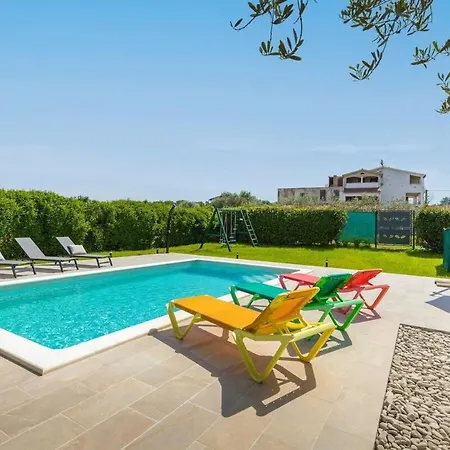 Dory With Private Pool And Garden Tatil Evi *