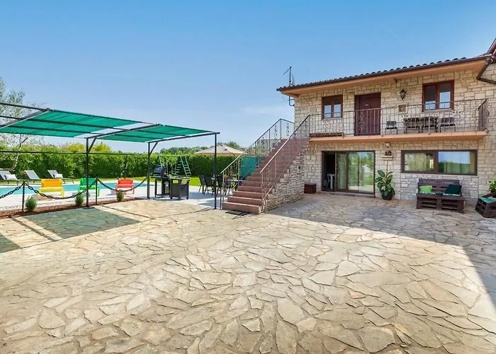 Dory With Private Pool And Garden Tatil Evi