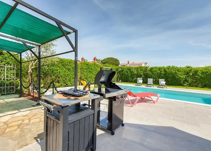 Dory With Private Pool And Garden Tatil Evi