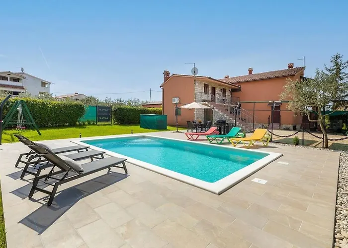 Dory With Private Pool And Garden Tatil Evi Fažana